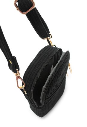 Bolso Manos Libres Macoly 851 Siena Negro