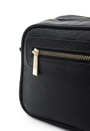 Bolso Manos Libres Macoly 788 Cuero X Oro