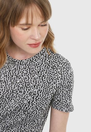 Camiseta Gris-Negro-Blanco MNG