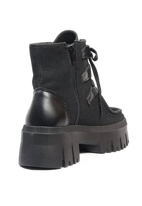 Botines Negro Maniqueo Mila