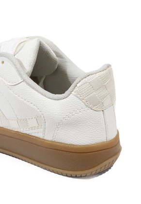 Tenis Blanco Maniqueo Glam