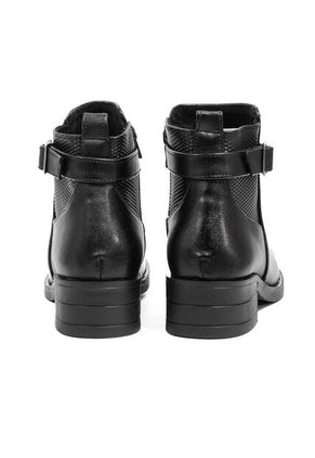 Botines Negro Maniqueo Cira