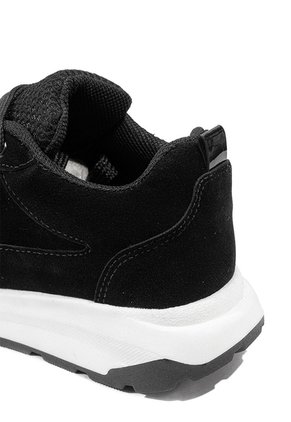 Tenis Negro Maniqueo Lucy