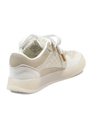 Tenis Blanco Maniqueo Pure