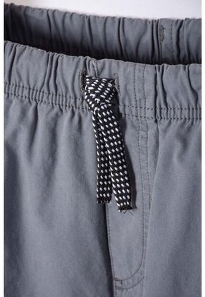 Bermuda De Mic Con Cordón Gris Para Niño 4