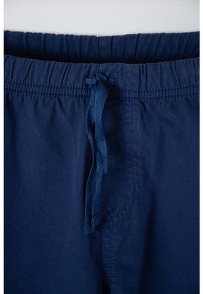 Bermuda De Mic  Con Bolsillos Azul Para Niño 10