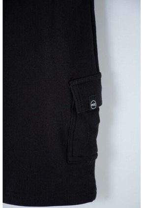 Bermuda De Mic Con Cordón Negra Para Niño 6