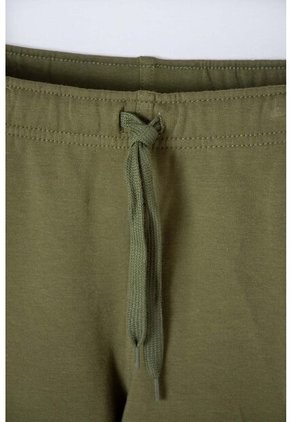 Bermuda De Mic Con Cordón Verde Militar Para Niño 4