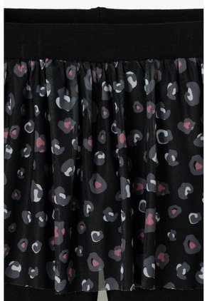 Conjunto Mic Marfil Y Negro De Pantalón Largo Para Niña 4