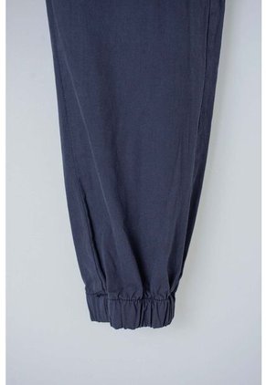 Jogger De Mic Con Cordón Azul Para Niño 6