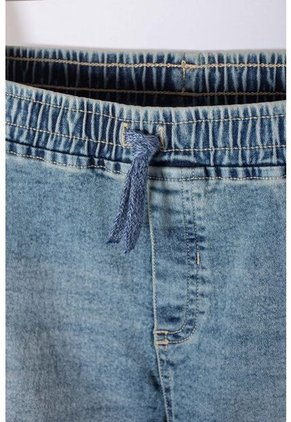 Bermuda De Mic Con Cordón Azul Para Niño 4