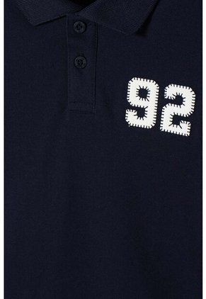 Camiseta Tipo Polo De Mic Azul Para Niño 6