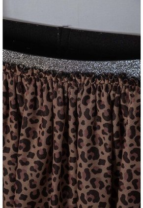 Conjunto De Mic Con Falda En Bolero Marfil Para Niña 6