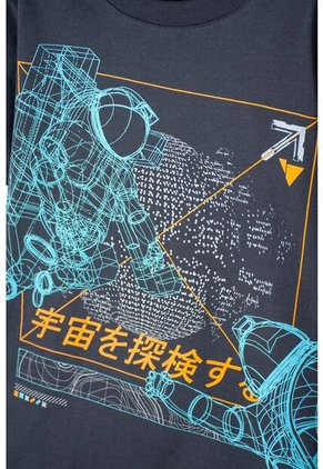 Camiseta Mic Gris Básica Para Niño 6