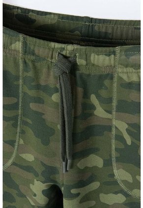 Bermuda De Mic Con Cordón Verde Para Niño 4