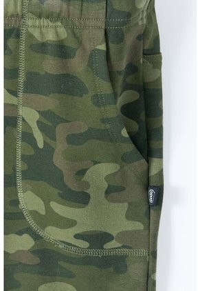 Bermuda De Mic Con Cordón Verde Para Niño 4