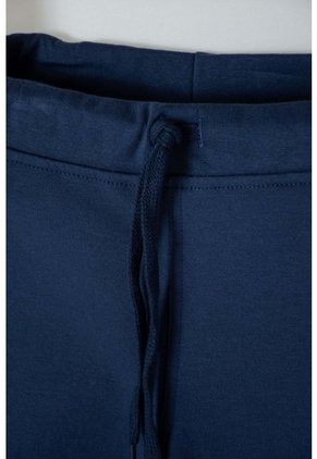 Jogger De Mic Con Cordón Azul Para Niño 4