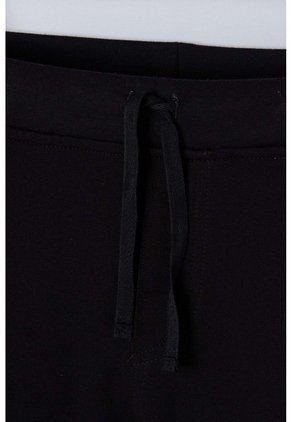 Jogger De Mic Con Cordón Negro Para Niño 12