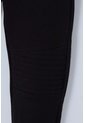 Jogger De Mic Con Cordón Negro Para Niño 12 de MARCA MIC