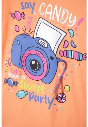 Camiseta Mic Naranja Con Estampado En Frente Para Niña 12