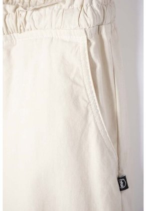 Jogger De Mic Con Cordón Marfil Para Niña 8