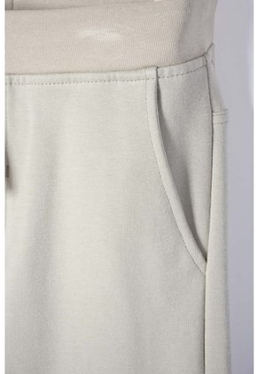 Jogger De Mic Con Cordón Verde Aceituna Para Niño 6