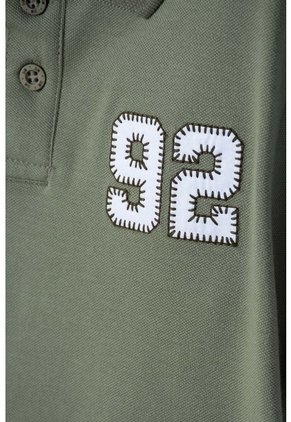 Camiseta Tipo Polo De Mic Verde Para Niño 10