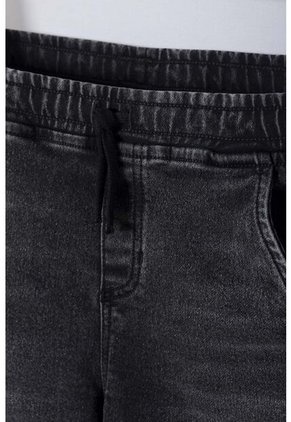 Bermuda De Mic Negro Para Niño 4