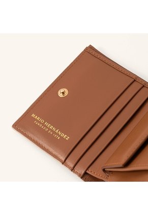 Billetera Lola Mediana Beige Chai Primario Básico