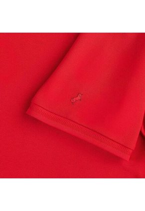 Camiseta Polo Emblema Rojo Tierra Arriba Camiseta Polo Emblema Rojo Tierra Arriba Talla L