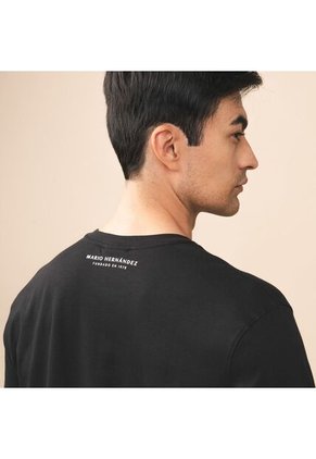 Camiseta Manga Larga Negro Tierra Arriba Camiseta Manga Larga Negro Tierra Arriba Talla XXL