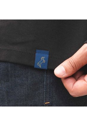 Camiseta Manga Larga Negro Tierra Arriba Camiseta Manga Larga Negro Tierra Arriba Talla XXL