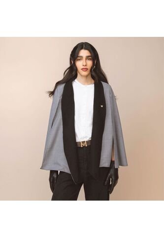 Capa Andrea Negro Cuzco Capa Andrea Negro Cuzco Mario Hernández