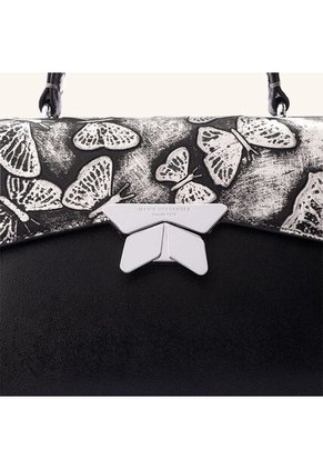 Bolso De Mano Alma Con Cadena Platino Mariposas Bolso De Mano Alma Con Cadena Platino Mariposas