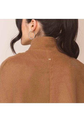 Capa Lucia Camel Cuzco