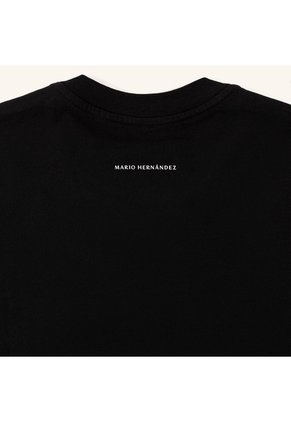 Camiseta Trama Negro Tierra Arriba Camiseta Trama Negro Tierra Arriba Talla L