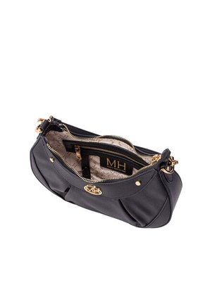 Hobo Bria Negro Binanti Hobo Bria Negro Binanti