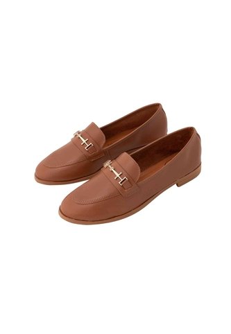 Mocasín Loafer Gardenia Café Julia Mario Hernández