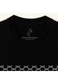 Camiseta Trama Negro Tierra Arriba de Mario Hernández