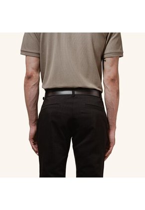 Cinturón Casual Doble Faz Chocolate Negro Esencial Cinturón Casual Doble Faz Chocolate Negro Esencial Talla 120