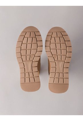 Tenis Aura Beige Tenis Aura Beige Talla 38