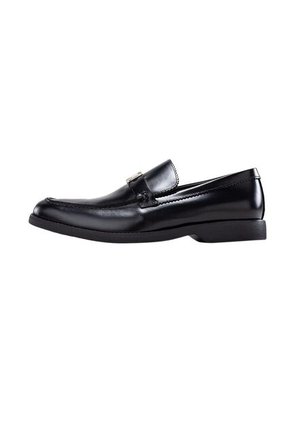 Zapato De Calle Aragon Negro Premium Zapato De Calle Aragon Negro Premium Talla 45
