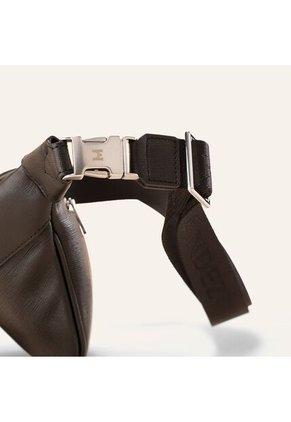 Riñonera Londres Ébano Berlín Riñonera Londres Ébano Berlín