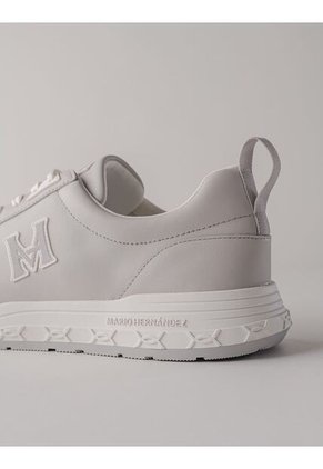 Tenis Astro Ceniza Tenis Astro Ceniza Talla 42