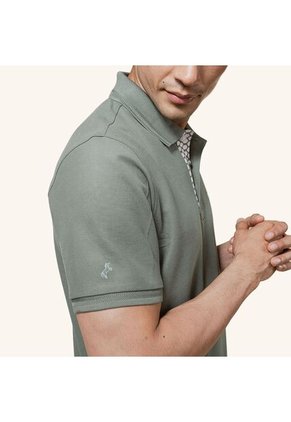 Camiseta Polo Emblema Cipres Tierra Arriba Camiseta Polo Emblema Cipres Tierra Arriba Talla XL