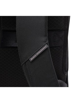 Morral Viajero Oslo Negro Ventura Morral Viajero Oslo Negro Ventura