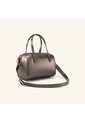 Duffle Kantu Negro Plata Kroma Duffle Kantu Negro Plata Kroma de Mario Hernández