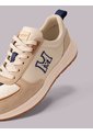 Tenis Astro F Capuccino Tenis Astro F Capuccino Talla 35 de Mario Hernández