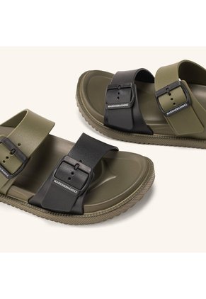 Sandalias Riviera Verde Beach