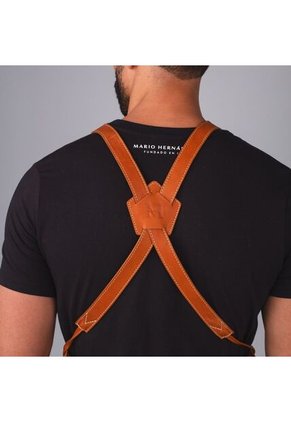 Delantal Mario Cruzado Cedro Solón Hernández Delantal Mario Cruzado Cedro Solón Hernández